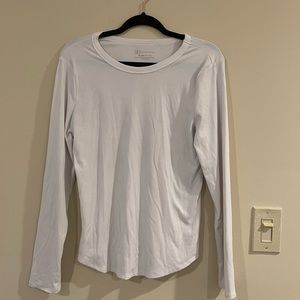 White long sleeve tee